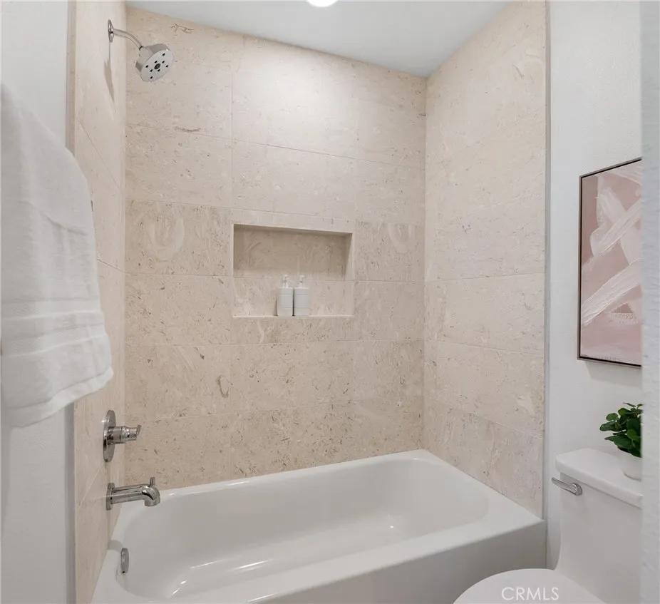 https://cdn.realtyfeed.com/cdn/127/306657504/9bbd82cb07a92979a27e29fc3dc00b5f.webp