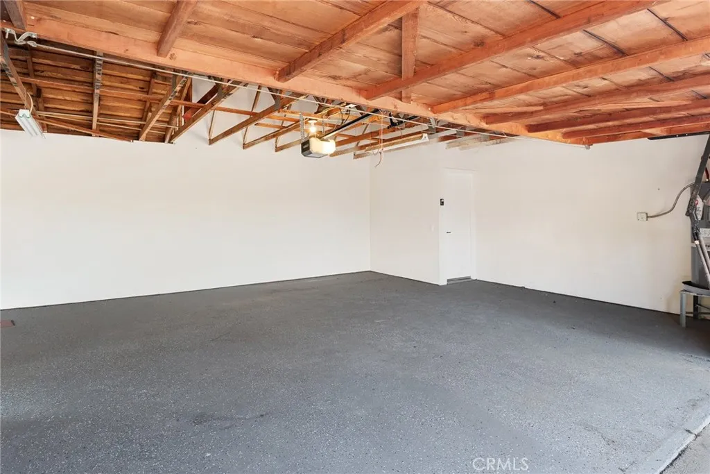 https://cdn.realtyfeed.com/cdn/127/306657504/c17b3a1026c11cdcdc75d6f0686e9415.webp