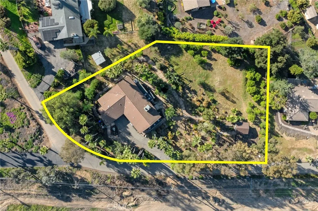 https://cdn.realtyfeed.com/cdn/127/306657504/f7f39921fd9b3f4a39230346d36bca1e.webp