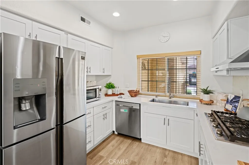 https://cdn.realtyfeed.com/cdn/127/306657597/1615573e7bb344ea817ad7caf128f590.webp