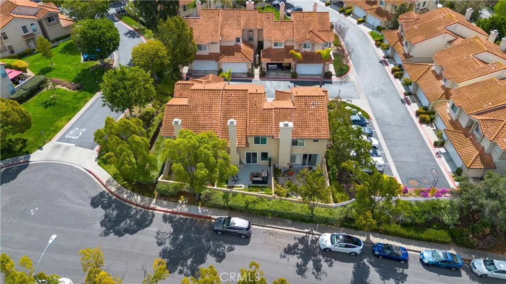 https://cdn.realtyfeed.com/cdn/127/306657597/749e8e0dd2b981789bab30c5f9a64db1.webp
