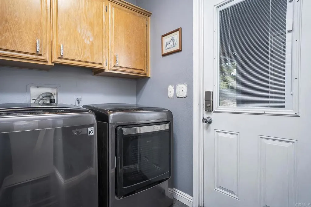 https://cdn.realtyfeed.com/cdn/127/306657608/6027d59b05208755a4d805a98a096e8e.webp