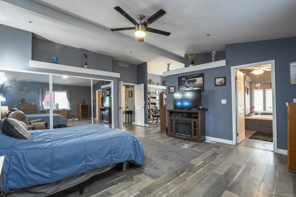 https://cdn.realtyfeed.com/cdn/127/306657608/704a30d3599d50f5354ab79552661e08.webp