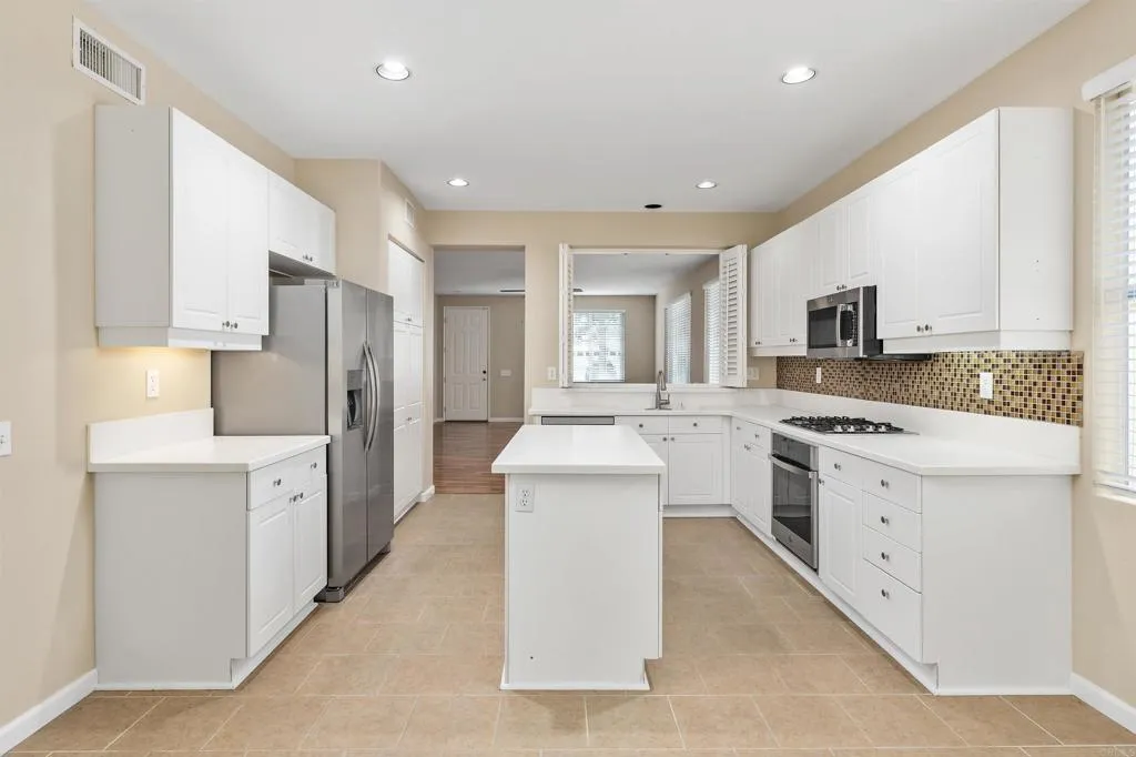 https://cdn.realtyfeed.com/cdn/127/306657690/7847baf0e4dda5141b45636973d2a1ba.webp