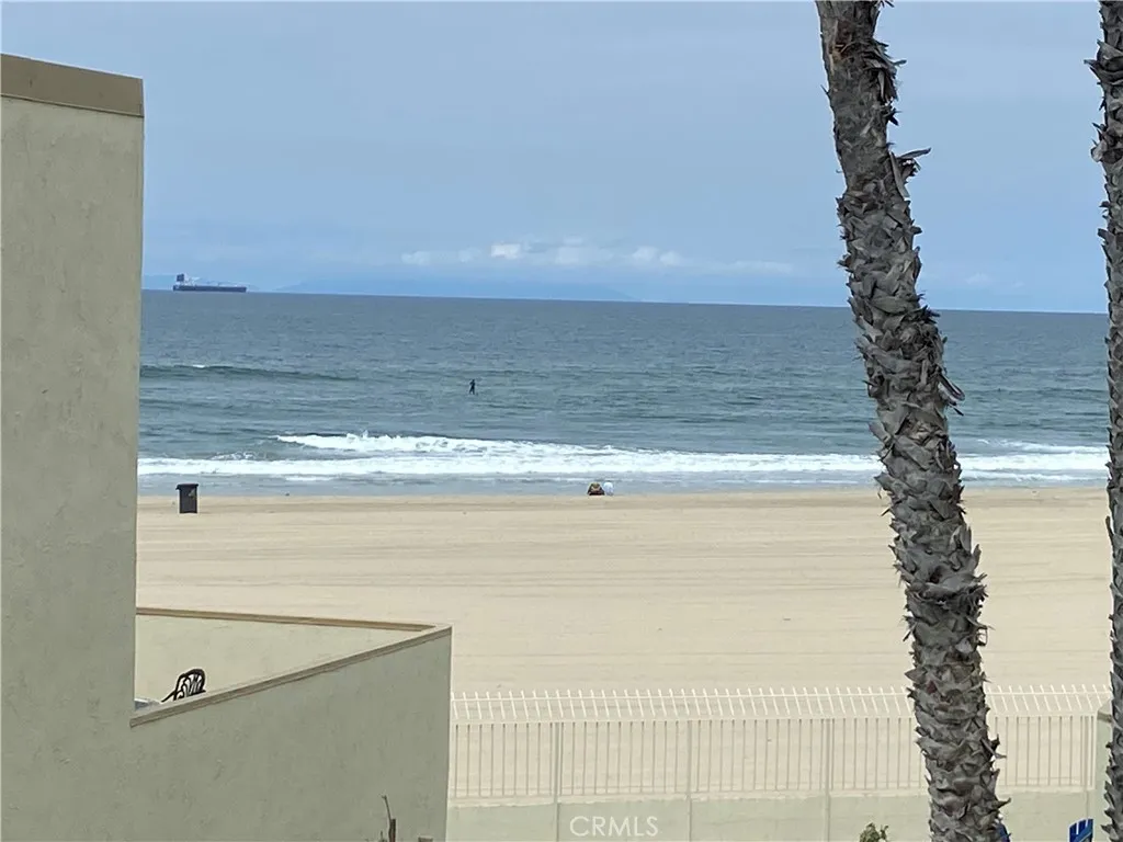 711 Pacific Coast Highway Unit 324, Huntington Beach, CA 92648 - Photo 4 of 29, Huntington Beach, CA
