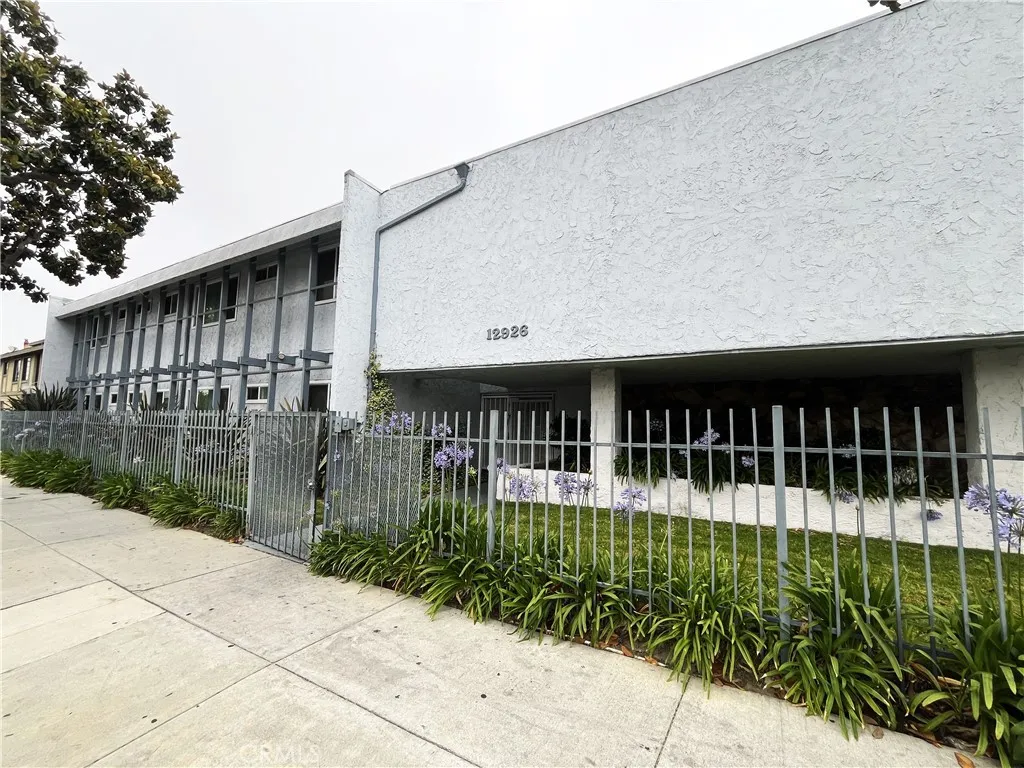 12926 Doty Avenue Unit 21, Hawthorne, CA 90250