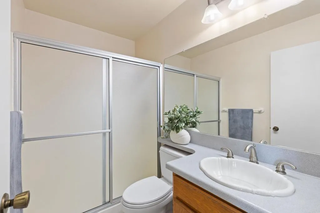 Photo #17: NDP2602040 Listing: Photo #17