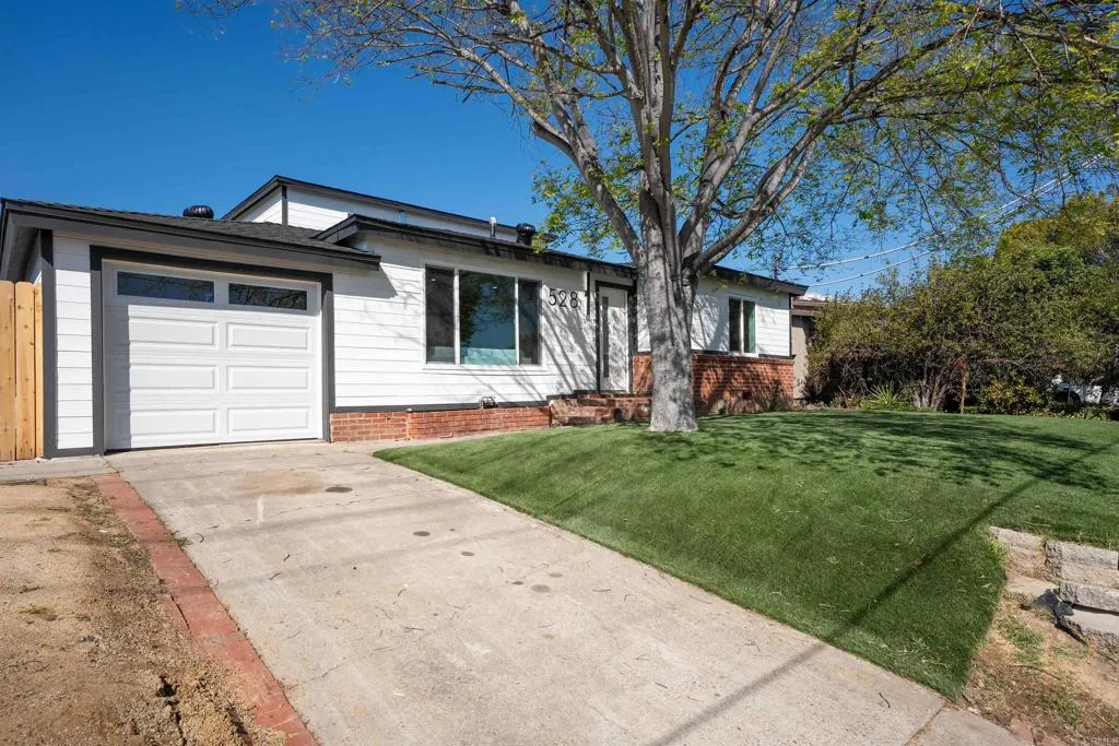 https://cdn.realtyfeed.com/cdn/127/306657750/0129a5b770c4f1265355906f085b9037.webp