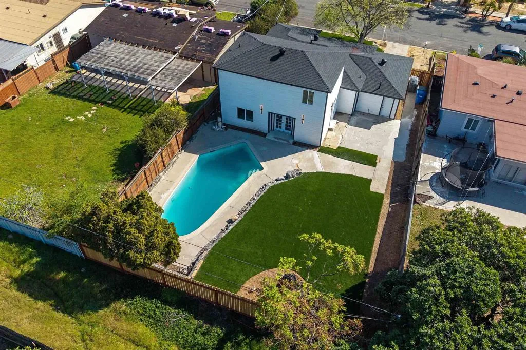 https://cdn.realtyfeed.com/cdn/127/306657750/ccacaf02ab32c4162f23569965ad7740.webp