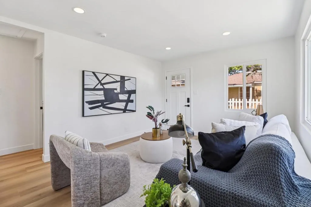 https://cdn.realtyfeed.com/cdn/127/306657774/0ab43de0e83b5206af233245c687aac5.webp