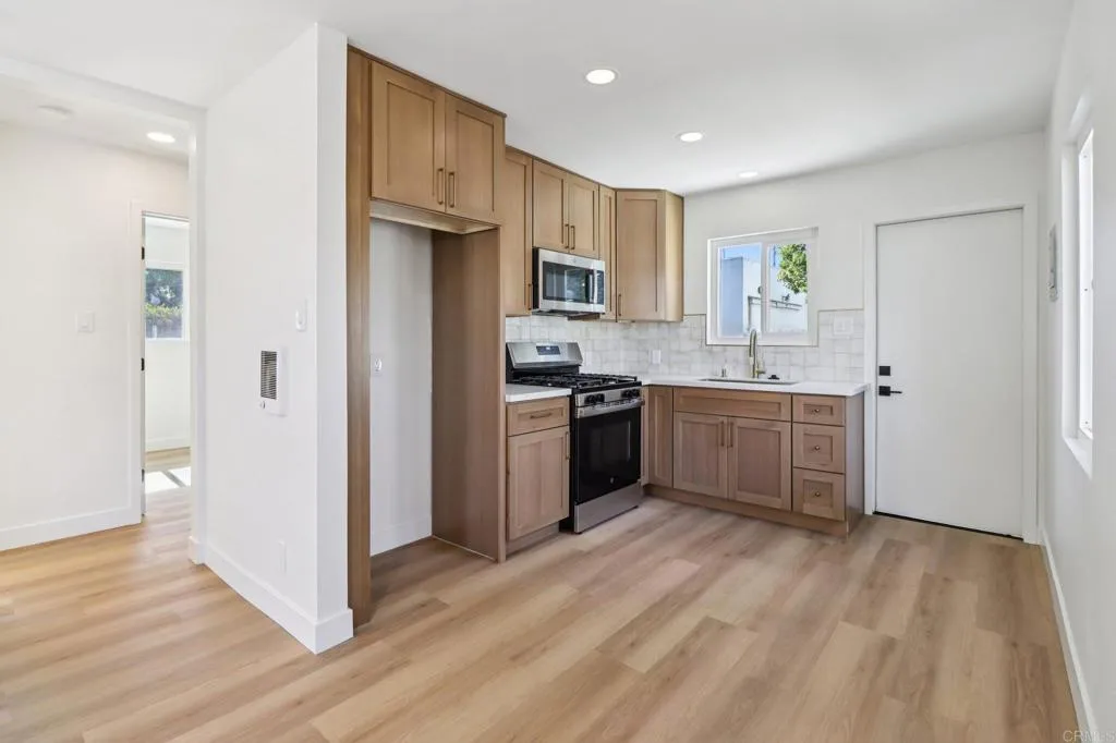 https://cdn.realtyfeed.com/cdn/127/306657774/47a95188cc619aa8fe15e134c74e9067.webp