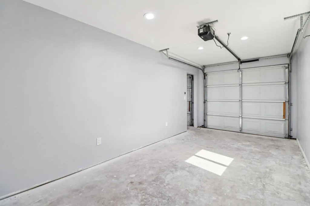 https://cdn.realtyfeed.com/cdn/127/306657774/507faf786378598339161dff94addb54.webp