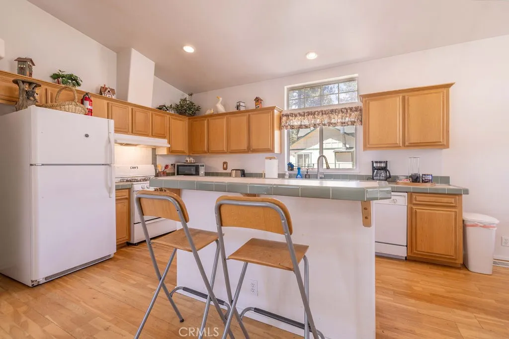 1017 Nana Avenue, Big Bear, CA 92314 - Photo 4 of 51, Big Bear, CA