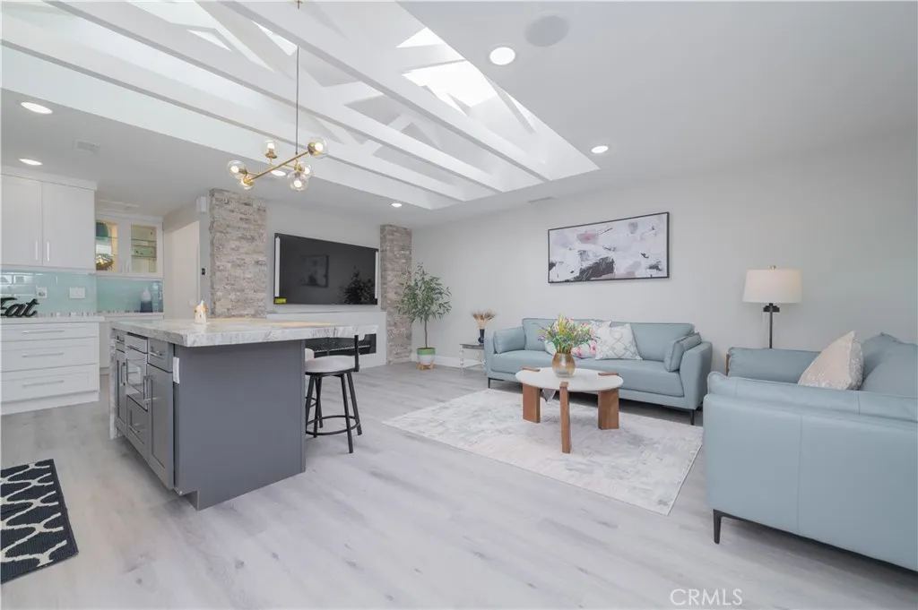 2206 Via Mariposa East Unit B, Laguna Woods, CA 92637 - Photo 4 of 26, Laguna Woods, CA