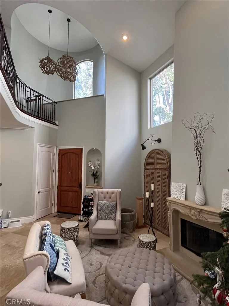 3200 Elm Avenue, Manhattan Beach, CA 90266 - Photo 3 of 26, Manhattan Beach, CA