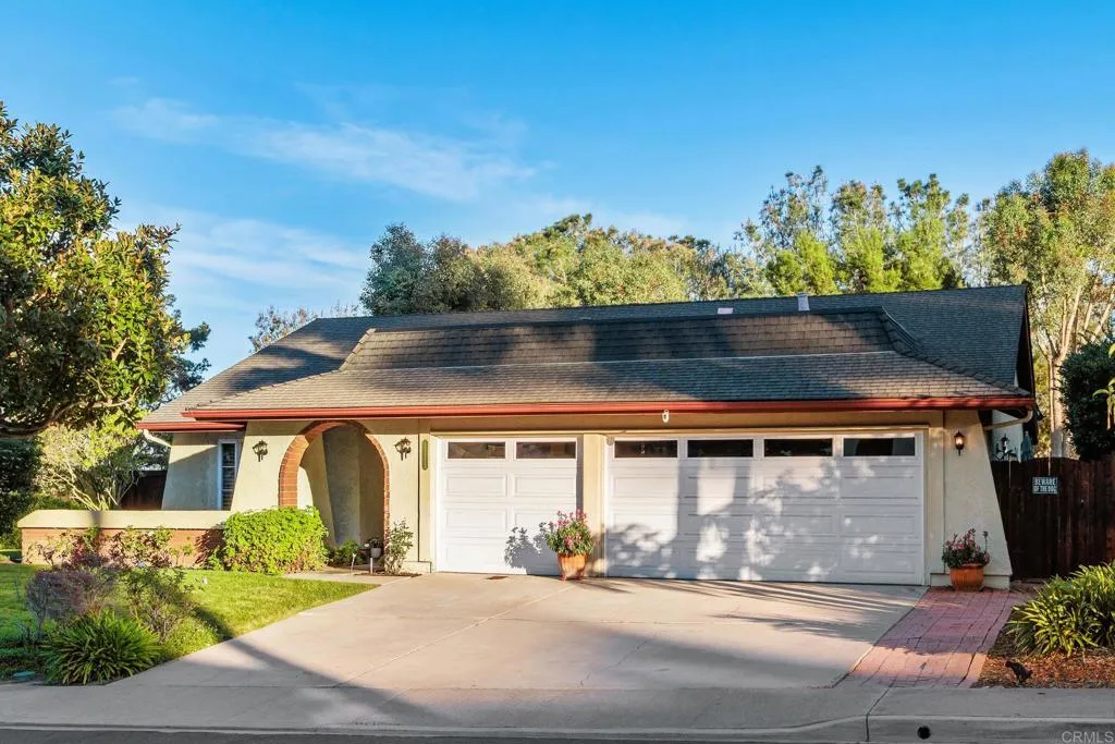 https://cdn.realtyfeed.com/cdn/127/306658040/83bd6564ffd3b5ac235680e66b00ad97.webp