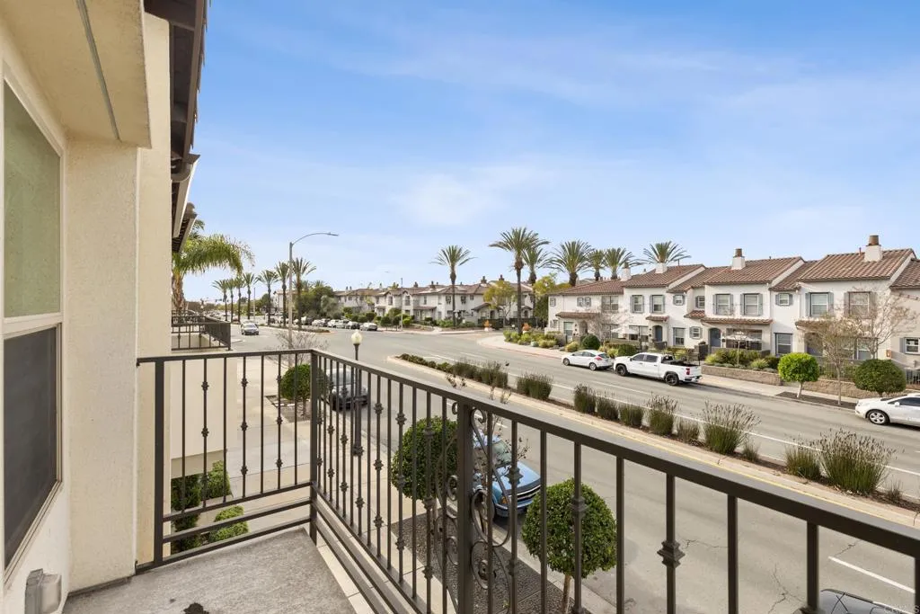https://cdn.realtyfeed.com/cdn/127/306658046/58b1e18c971b3c61065cfba85c5b6d55.webp