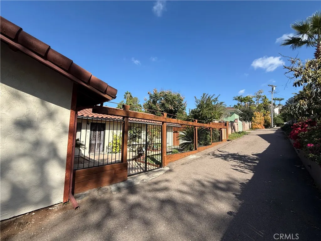 https://cdn.realtyfeed.com/cdn/127/306658049/041726598bec0b57d660bb92c7fc1f48.webp