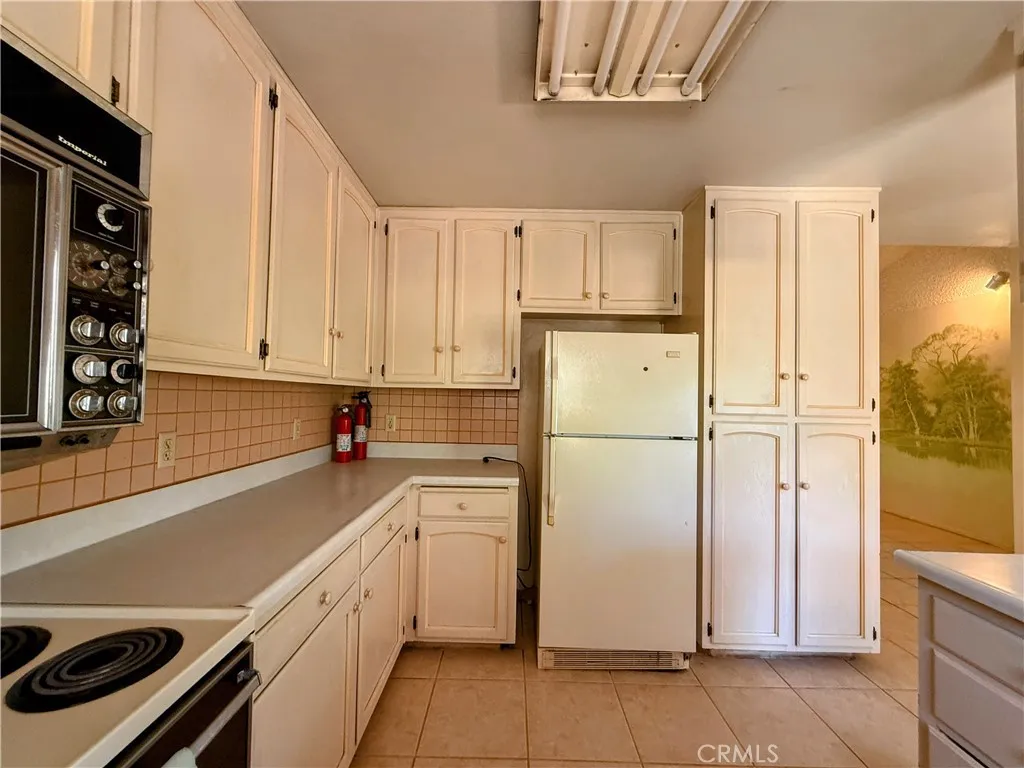 https://cdn.realtyfeed.com/cdn/127/306658049/0e58a69e6f7069f4c7c3be3447eef40f.webp