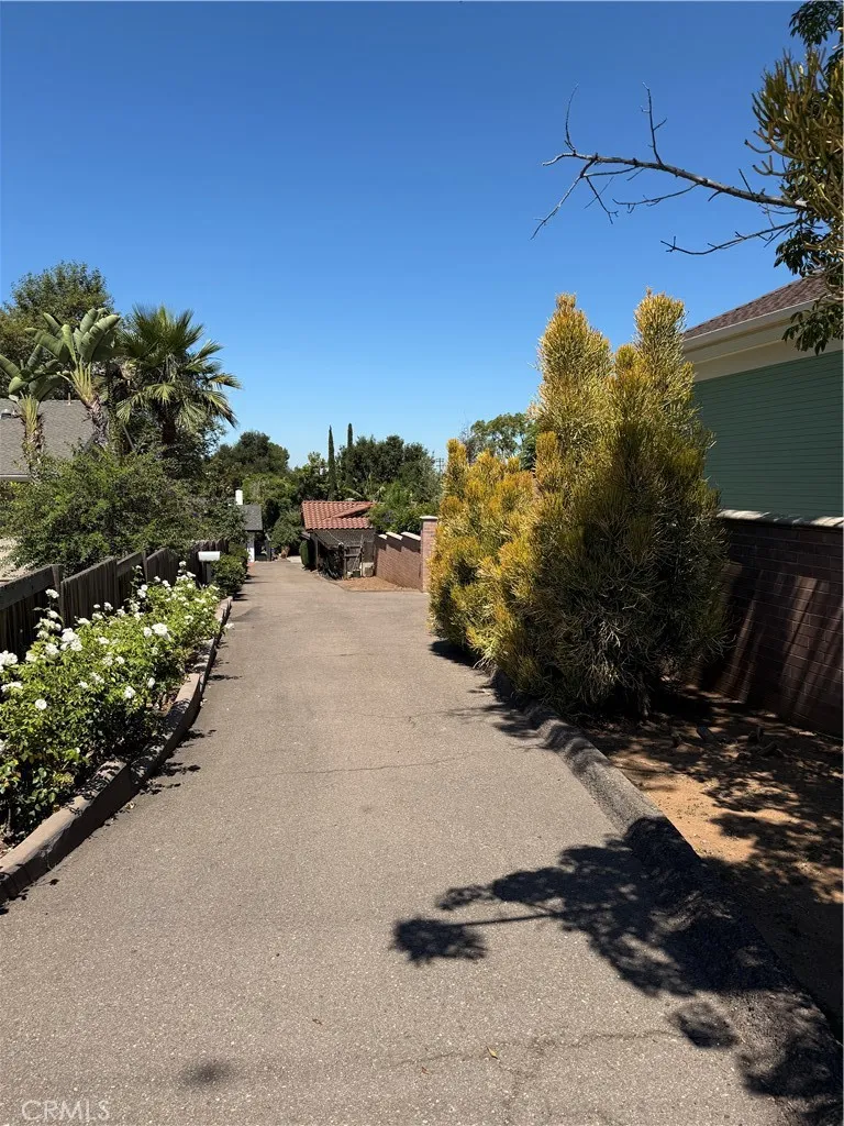 https://cdn.realtyfeed.com/cdn/127/306658049/65fddc50cd4cfabb3526e15e8da364c9.webp