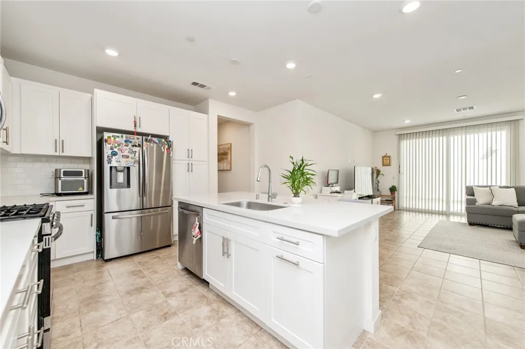 3675 S Nexa Paseo, Ontario, CA 91761 - Photo 2 of 31, Ontario, CA