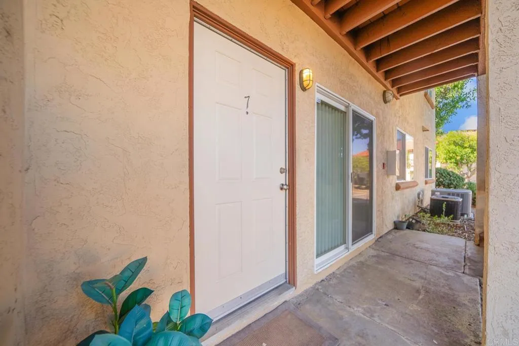 https://cdn.realtyfeed.com/cdn/127/306658130/43193d81ffe45c9c6cef70a9e6b65fa9.webp