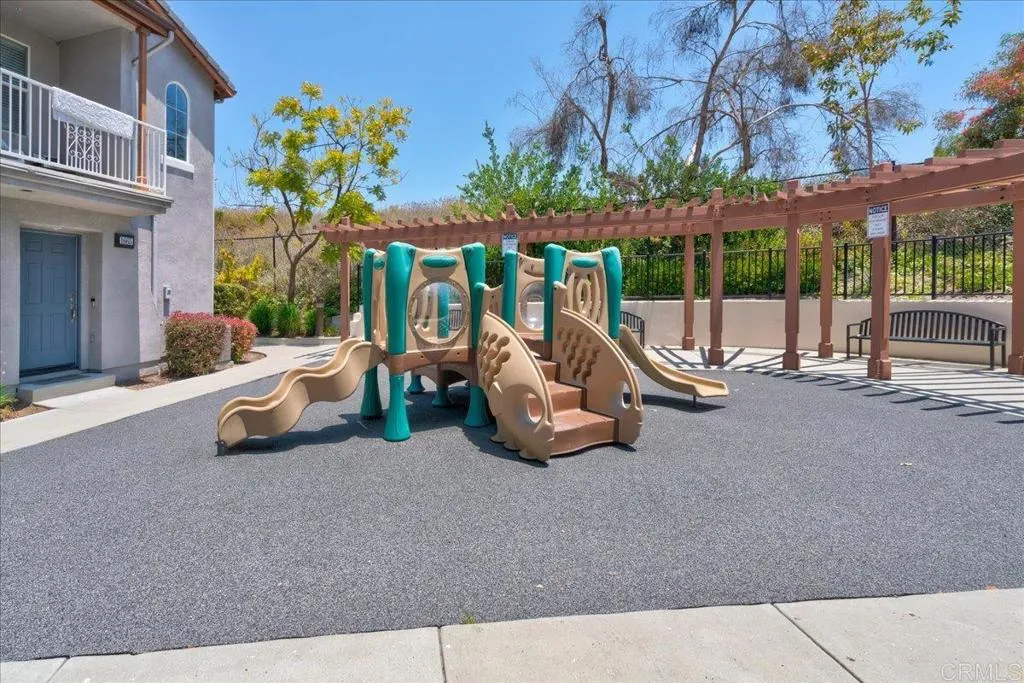 https://cdn.realtyfeed.com/cdn/127/306658135/9ed49ed07b54a264709970d60bb3c258.webp