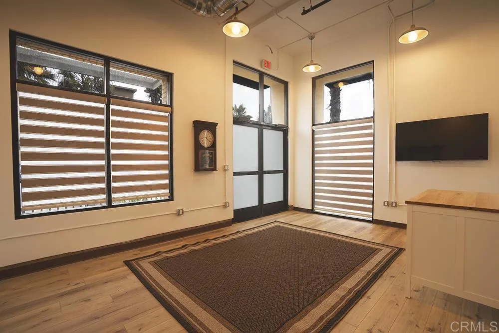 https://cdn.realtyfeed.com/cdn/127/306658139/2745ceca8f853262b0b3d631121c6a87.webp
