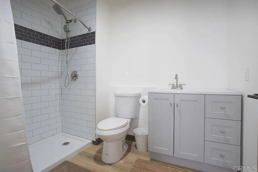 https://cdn.realtyfeed.com/cdn/127/306658139/ab024a779368a471819a723b5b86c0e4.webp