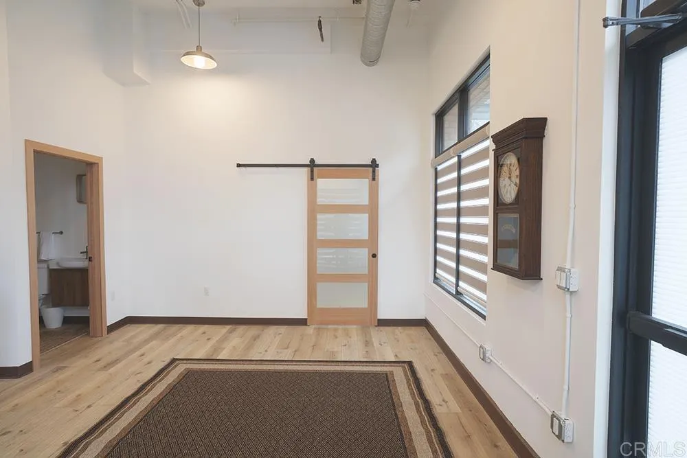 https://cdn.realtyfeed.com/cdn/127/306658146/efda860a1e2984da015888a593cbe0e3.webp