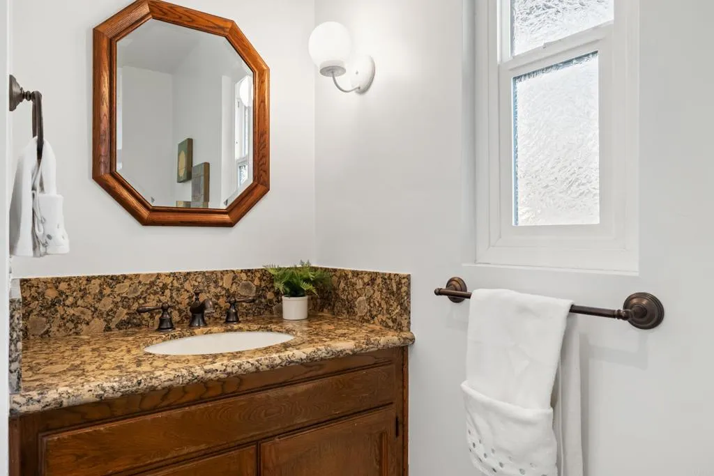 https://cdn.realtyfeed.com/cdn/127/306658166/608f82c21ff88092d79f5fe54a355936.webp