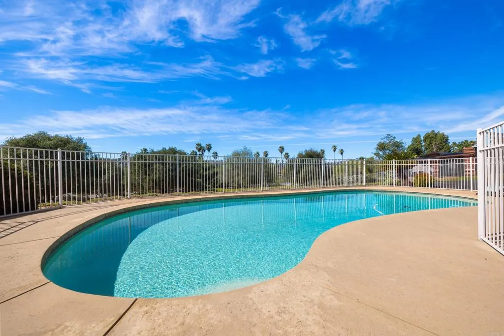 https://cdn.realtyfeed.com/cdn/127/306658166/93b92eb9e674439f3659f79a3ec552fd.webp