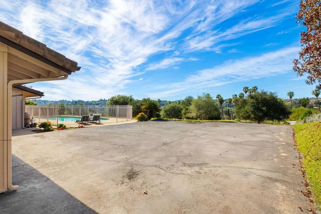https://cdn.realtyfeed.com/cdn/127/306658166/cbe6ddce57069a2e90813375de55c27b.webp