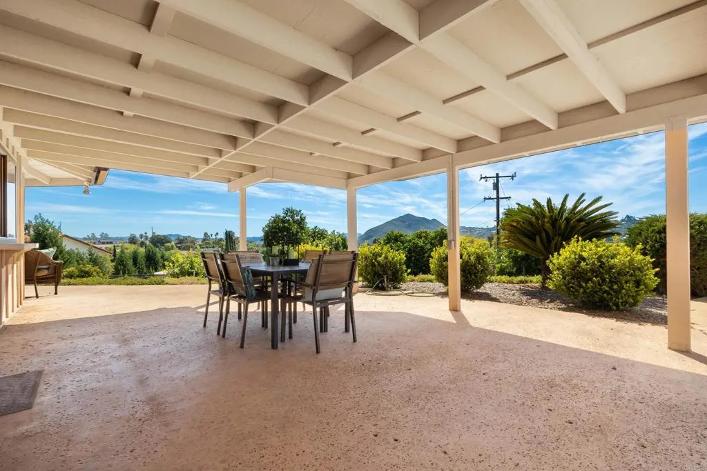 https://cdn.realtyfeed.com/cdn/127/306658166/e3855116302ce7d343cf6fec1940795d.webp