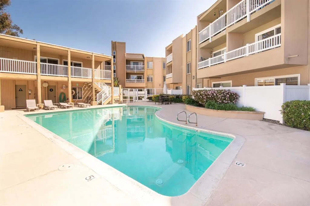 https://cdn.realtyfeed.com/cdn/127/306658194/205c56c04ca40b8c6dccbb97846df161.webp