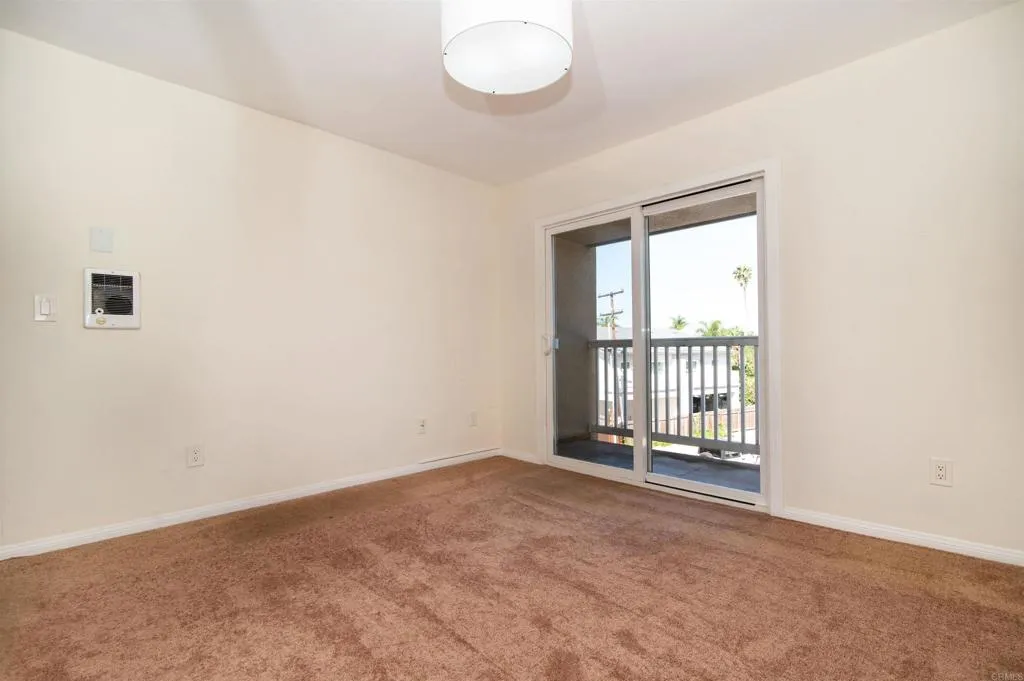 https://cdn.realtyfeed.com/cdn/127/306658194/9cadbee2b56e90a68d55e56ab6416dc8.webp