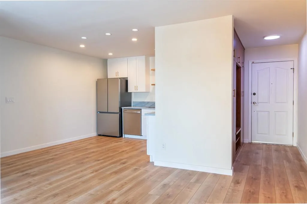 https://cdn.realtyfeed.com/cdn/127/306658194/c6a1fbe407ca11b35819703cf0b442bf.webp