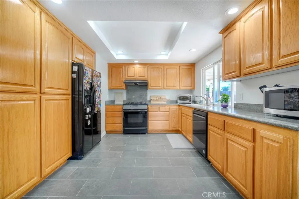 https://cdn.realtyfeed.com/cdn/127/306658242/3e52c579575474d7885ea61ad6008793.webp