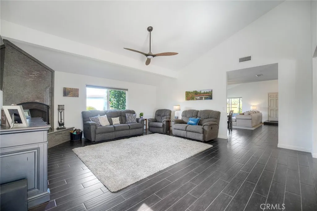 https://cdn.realtyfeed.com/cdn/127/306658242/4e9af4c8db7fa76cafd739a95790dede.webp