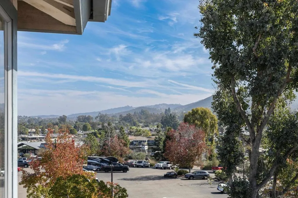 1560 Circa Del Lago UNIT D304, San Marcos, CA, 92078