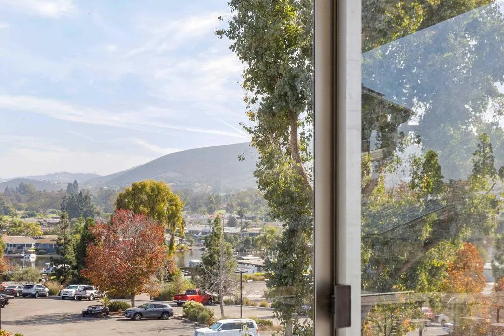 1560 Circa Del Lago UNIT D304, San Marcos, CA, 92078