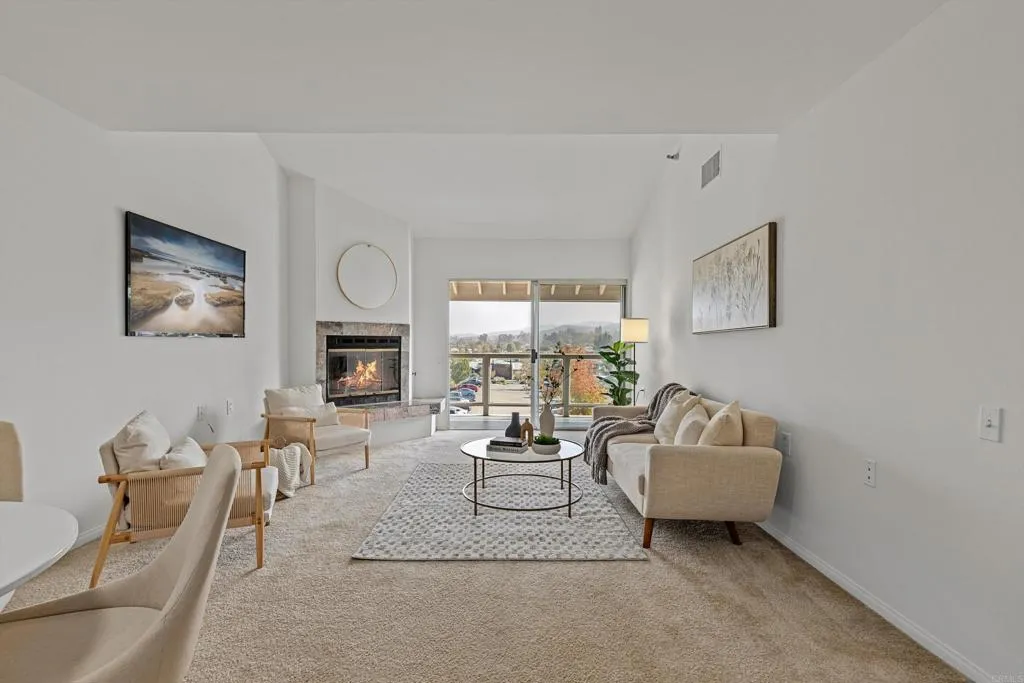 1560 Circa Del Lago UNIT D304, San Marcos, CA, 92078