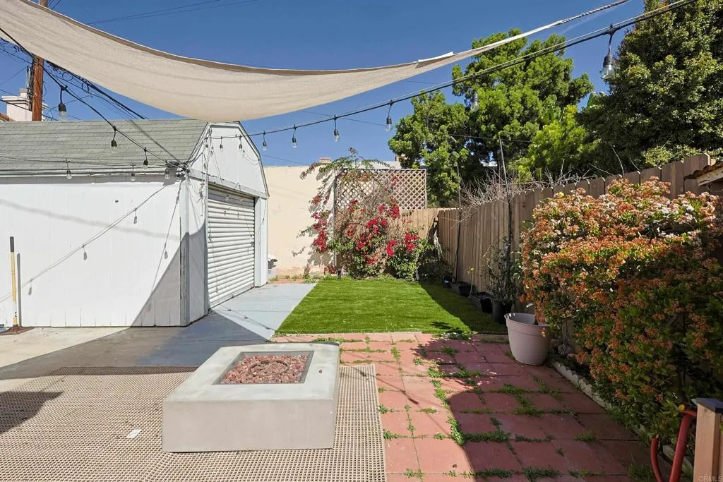 https://cdn.realtyfeed.com/cdn/127/306658296/2006fa0165d66f72b12fff7e80a76478.webp