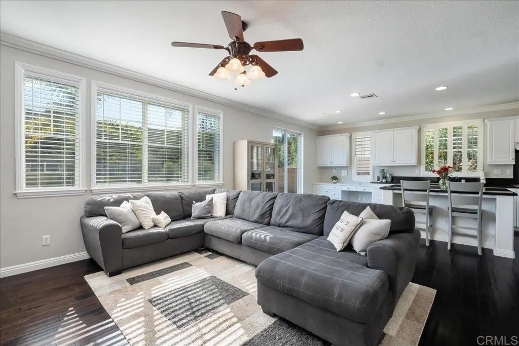 https://cdn.realtyfeed.com/cdn/127/306658335/75814deb99f2c4df9774dbbe4101163b.webp