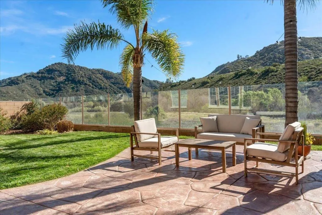 https://cdn.realtyfeed.com/cdn/127/306658335/9e9b01513952d6948069158caaad744a.webp