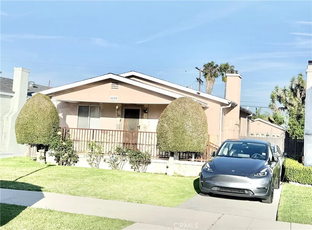 Los Angeles, CA 90043