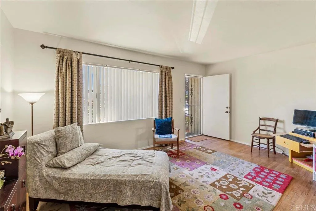 https://cdn.realtyfeed.com/cdn/127/306658343/490f02a0b21c20968ac6df26f6ac5320.webp