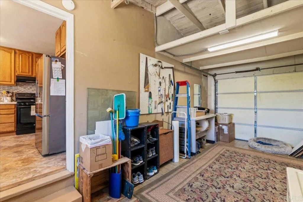 https://cdn.realtyfeed.com/cdn/127/306658343/f447c1b40bb7532b6116887f42cb1d90.webp