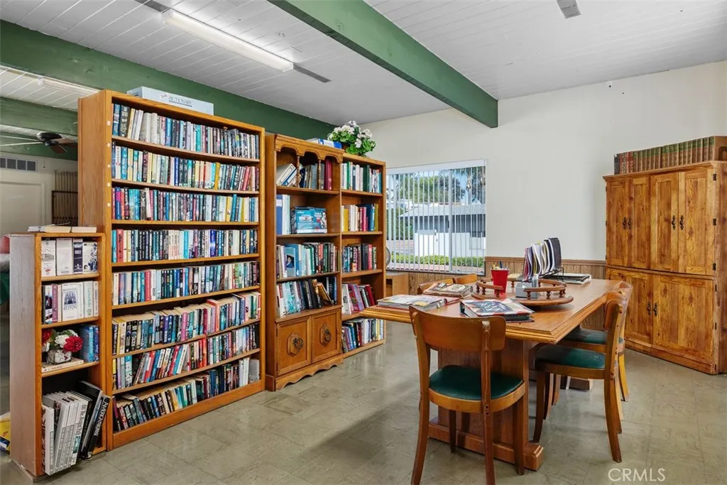 https://cdn.realtyfeed.com/cdn/127/306658458/89f0d7106f59a0aea43d6b5c5094d07f.webp