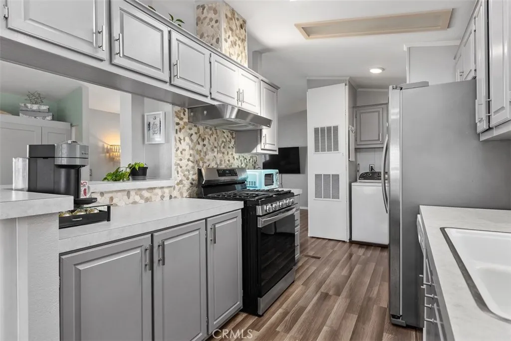 https://cdn.realtyfeed.com/cdn/127/306658458/e296ac272c1f2628b26d688b25505af0.webp